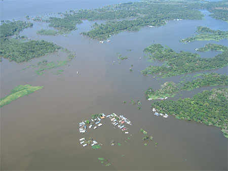 rencontre des eaux manaus