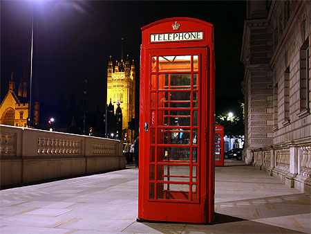 Phone box by night London Parliament © JFG